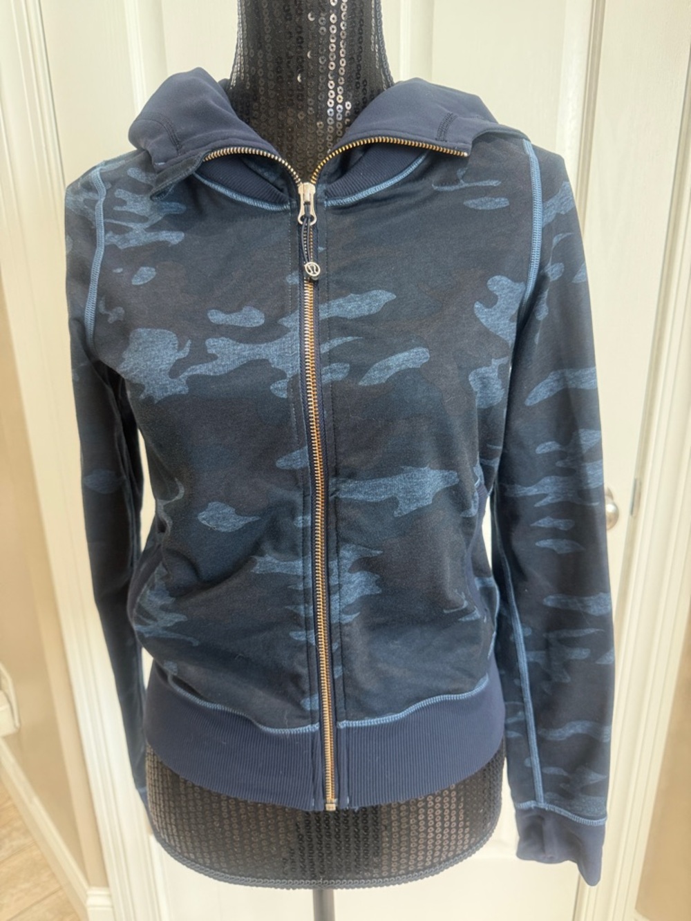 Lululemon Scuba Navy Blue Camo Zip Hoodie
